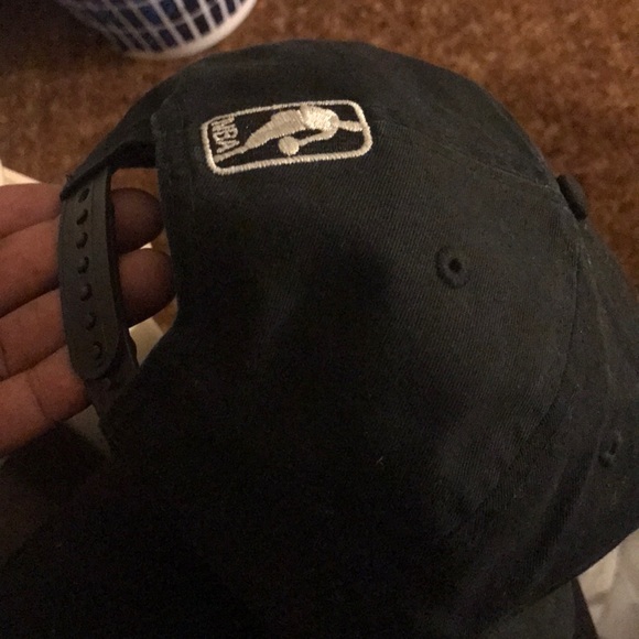 SnapBack - Picture 2 of 2